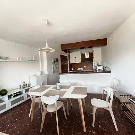 Marbellamar Luna Apartment *